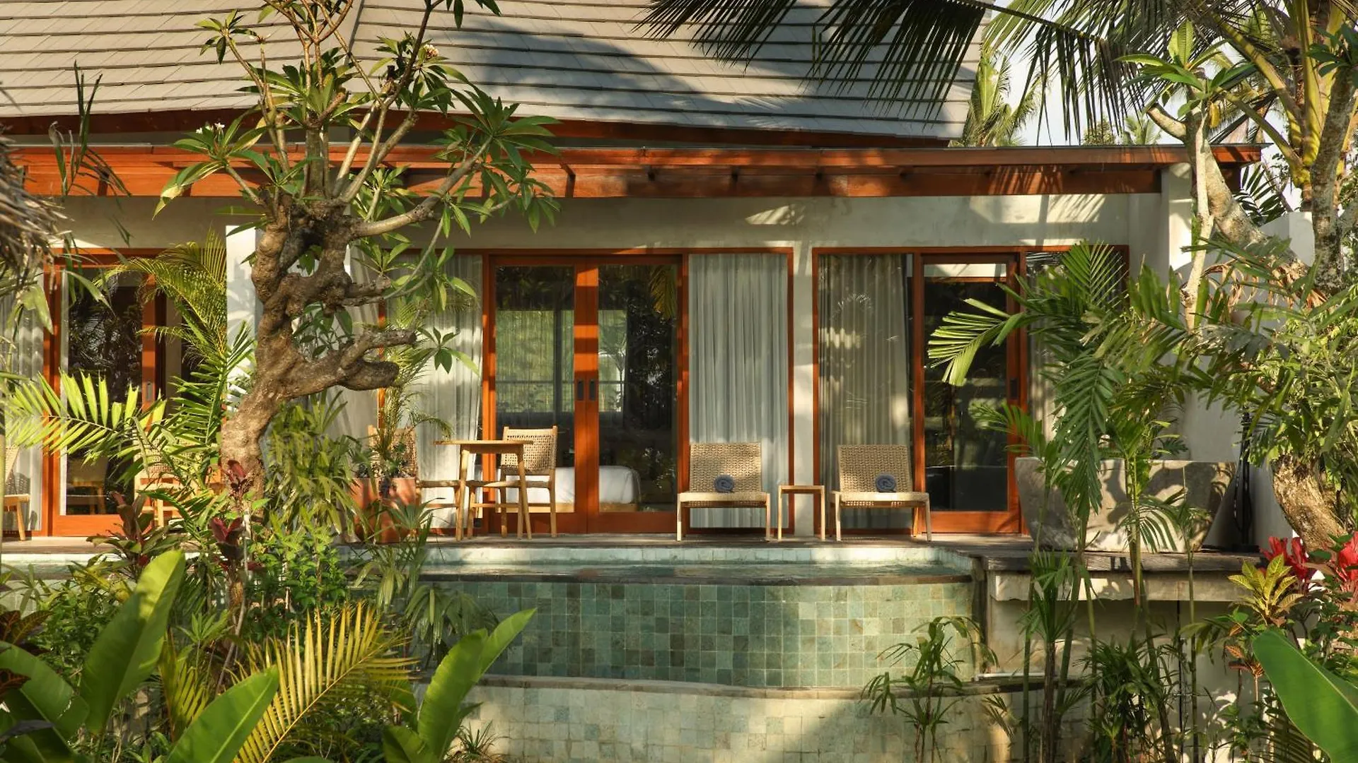 Hotel Inara Alas Harum Payangan
